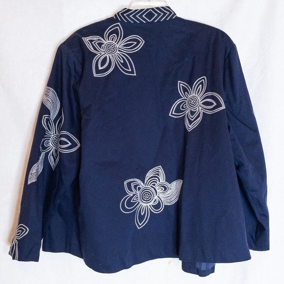 Navy With White Embroidery Mandarin Jacket - Picture 3 of 5
